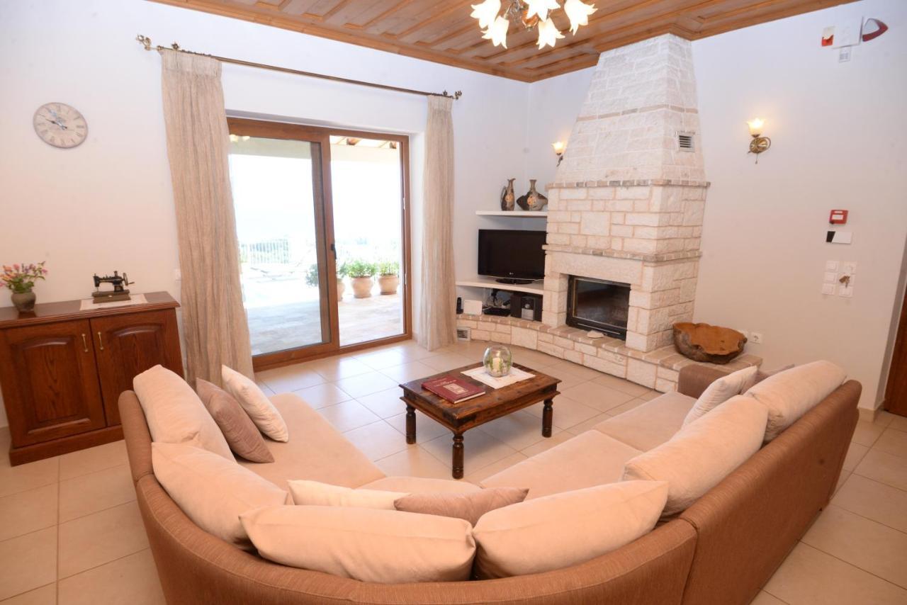 Villa Melanthi Kassiopi Corfu エクステリア 写真